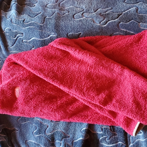 North face - Picture 4 of 4